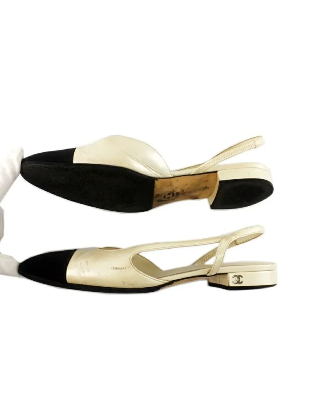 Chanel Ten Slingback Pumps Bicolor White Equivalent CC Logo Shoes 38.5